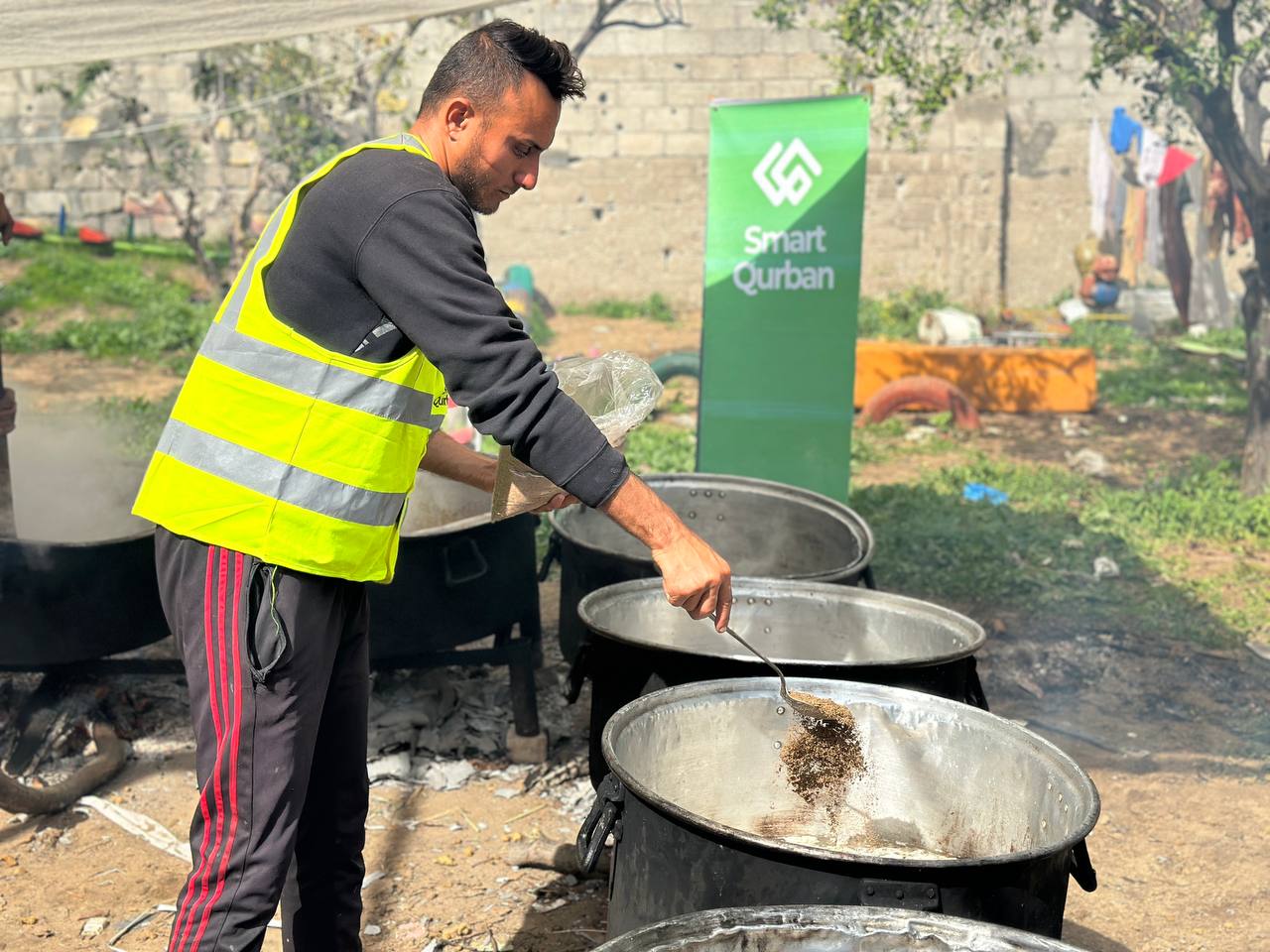 Food Pack Distribution Palestine Subscription