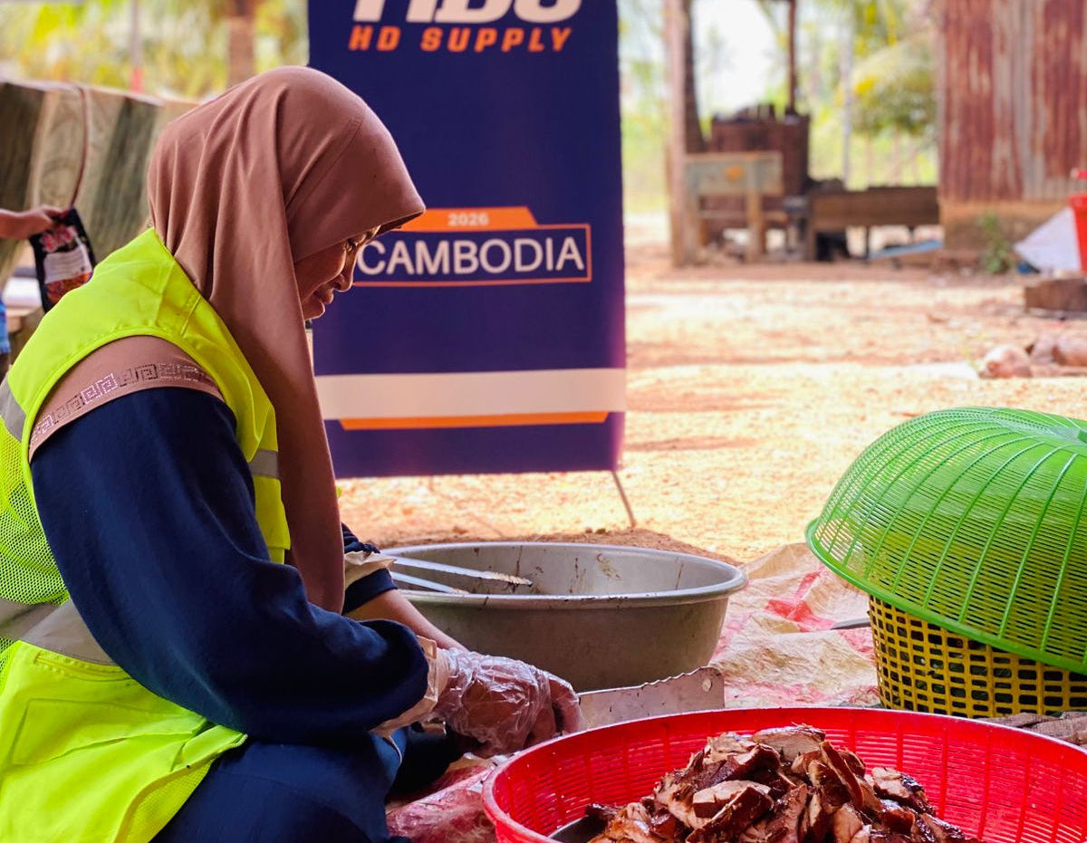 Food Pack Distribution for 3 pax (Cambodia)
